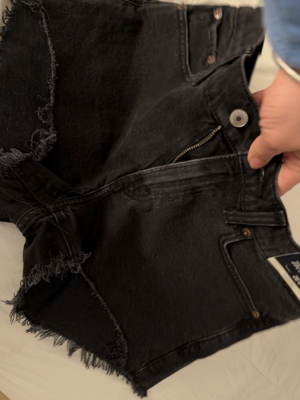 Abercrombie & Fitch High Rise Mom Shorts - Picture 4 of 4